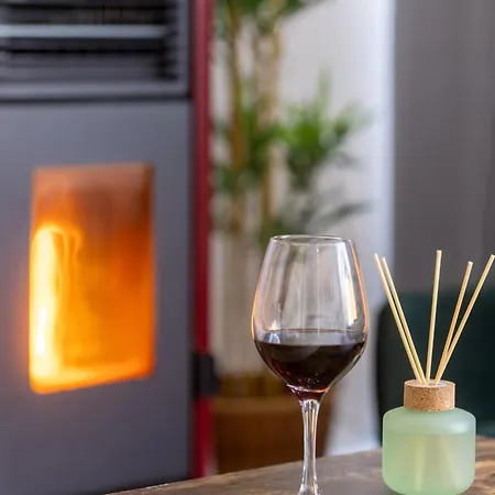 펜션 Le Forestier - Moderne & Confort - Balneo Netflix Gratuit Bbq Terrasse -animaux Bienvenus Hastiere-par-dela
